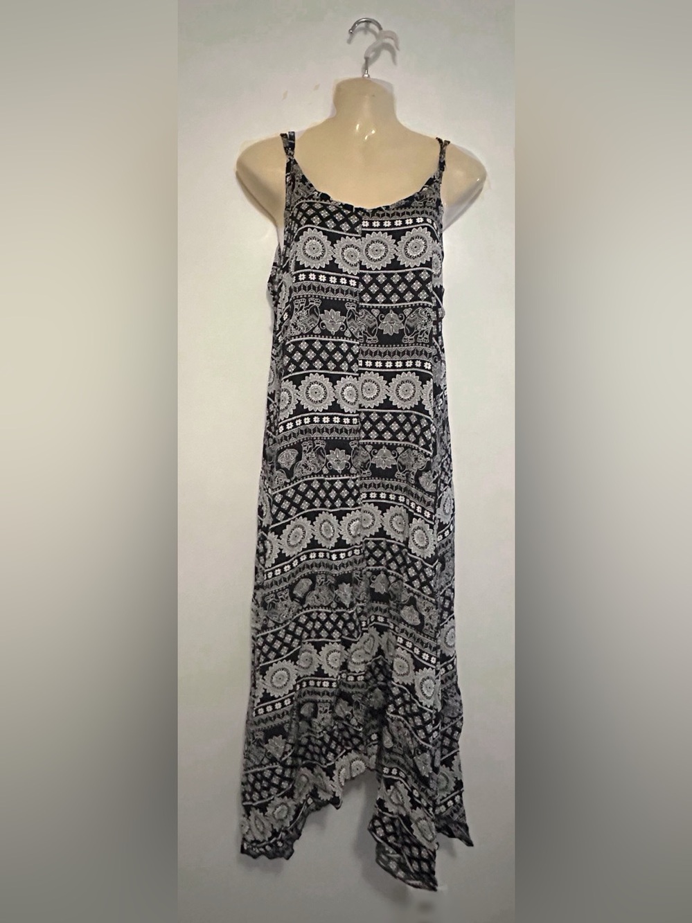 Black & White Printed Dress- Elegant Floral Bandana Pattern